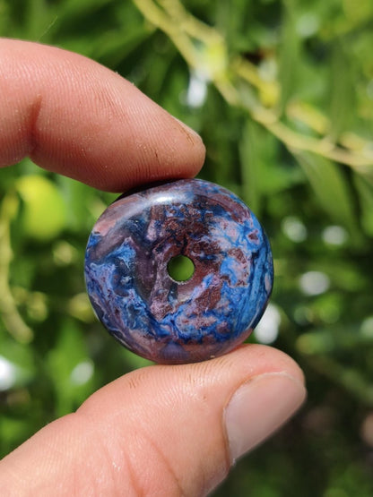 Richterit Sugilith Bustamit Schutz Donut Pi Edelstein Kette HIPPIE GOA Boho Nature Heilstein Rarität Selten Flash Wow Sammler Sugilite lila - Art of Nature Berlin