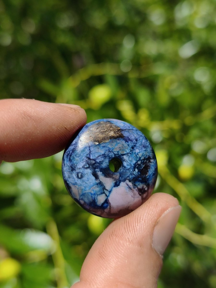 Richterit Sugilith Bustamit Schutz Donut Pi Edelstein Kette HIPPIE GOA Boho Nature Heilstein Rarität Selten Flash Wow Sammler Sugilite lila - Art of Nature Berlin