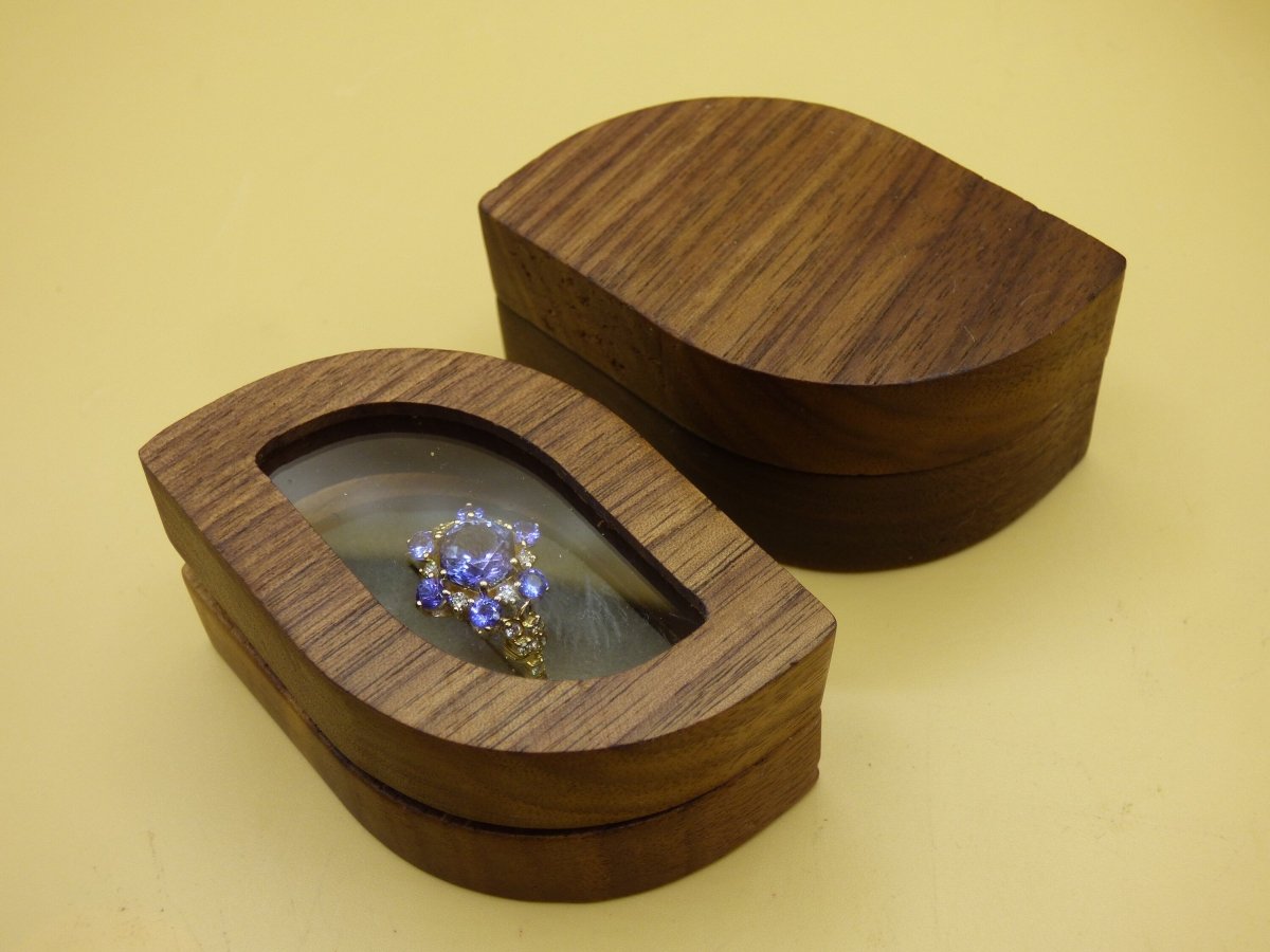 Ring Holz Box Hochzeit Verlobung Ehe Trauring Schatulle Geschenk Besonders Form Herz Blatt Rund Glas Übergabe