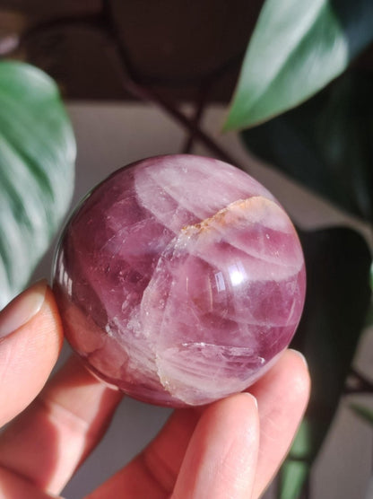Rosa Pink Amethyst - Edelstein Kugel Deko Sphere Massage Kristall Meditation Heilstein Frau Mann Geschenk Er Sie Haus Energie Wohn - Art of Nature Berlin