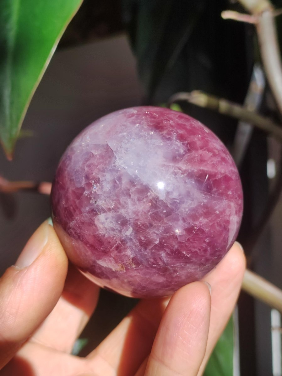 Rosa Pink Amethyst - Edelstein Kugel Deko Sphere Massage Kristall Meditation Heilstein Frau Mann Geschenk Er Sie Haus Energie Wohn - Art of Nature Berlin