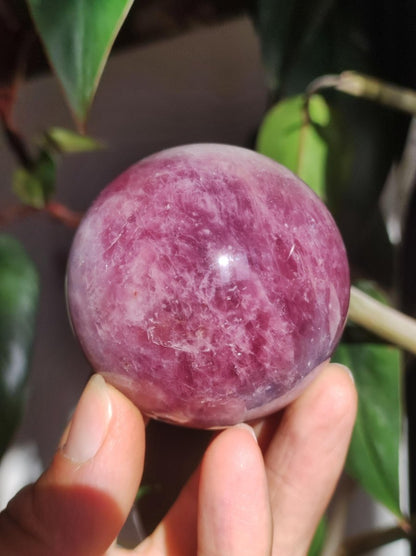 Rosa Pink Amethyst - Edelstein Kugel Deko Sphere Massage Kristall Meditation Heilstein Frau Mann Geschenk Er Sie Haus Energie Wohn - Art of Nature Berlin