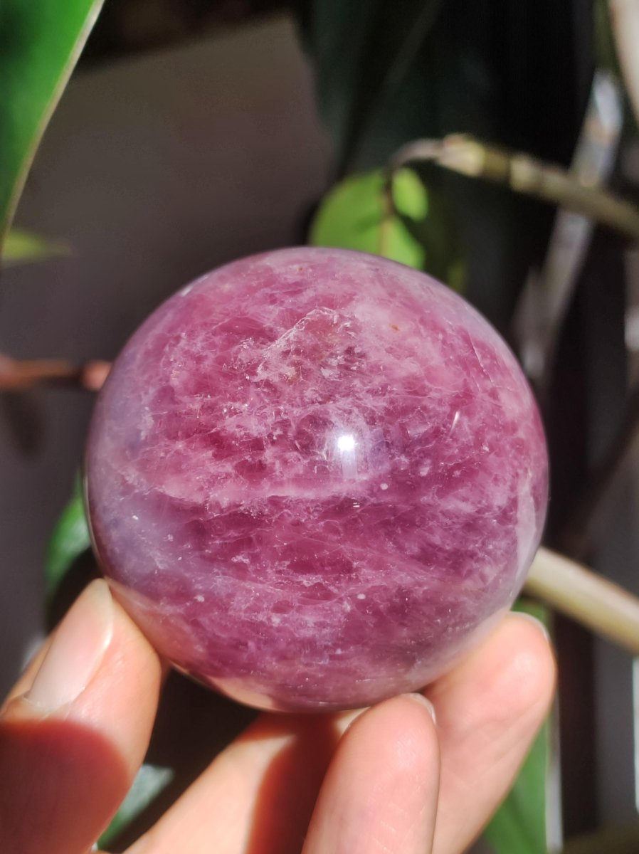 Rosa Pink Amethyst - Edelstein Kugel Deko Sphere Massage Kristall Meditation Heilstein Frau Mann Geschenk Er Sie Haus Energie Wohn - Art of Nature Berlin