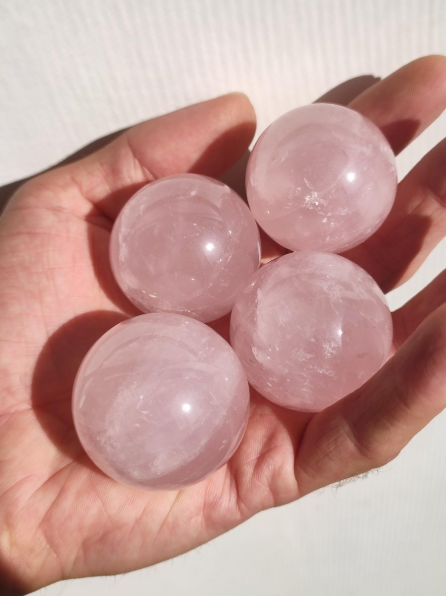 Rosenquarz ~ Magische Edelstein Kugel Massage & Deko Sphere Crystal Spielkugel Meditation ~HIPPIE ~GOA~Boho~Ethno~Heilstein - Art of Nature Berlin