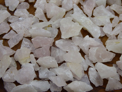 Rosenquarz Roh Splitter zum Auf+Entladen von Edelsteinen & Wasserstein für Trinkwasser ~ Edelsteinwasser ~Chakra ~Heilstein ~Energiewasser - Art of Nature Berlin