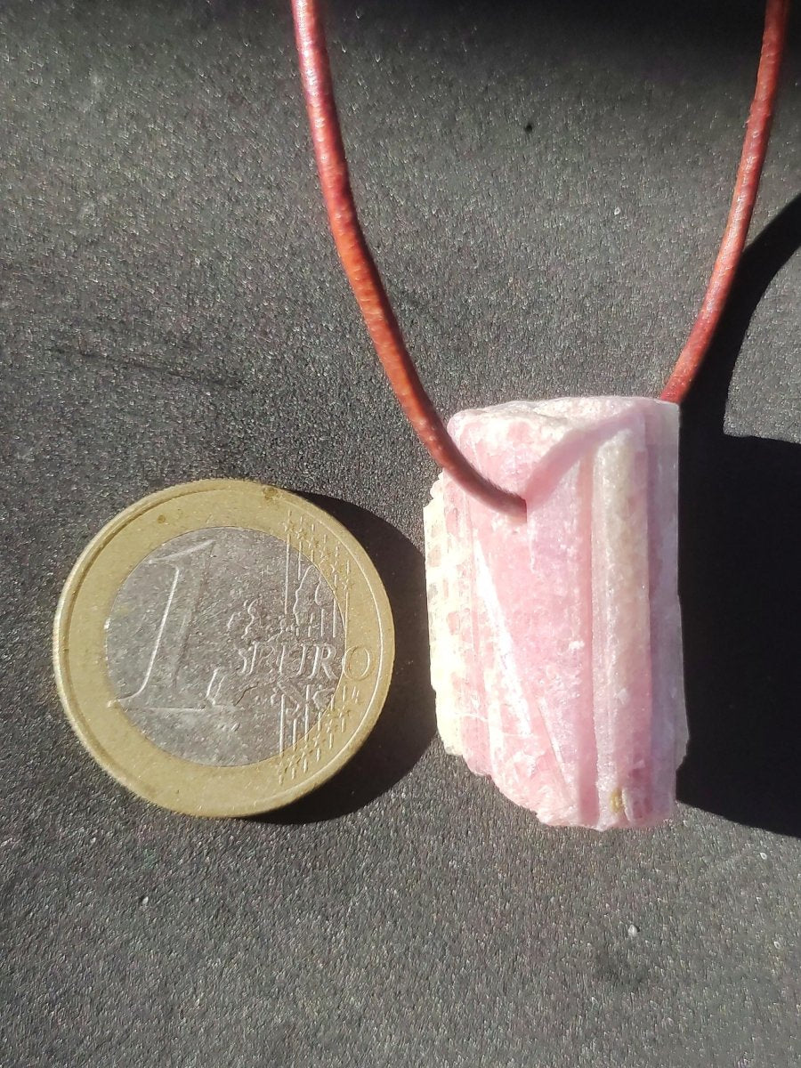 Rubellit Pinker / Rosa Turmalin roh ~ Edelstein Kette Heilstein Natur Heilstein Anhänger Mann Frau Mutter Tochter Bruder Schwester Geschenk - Art of Nature Berlin