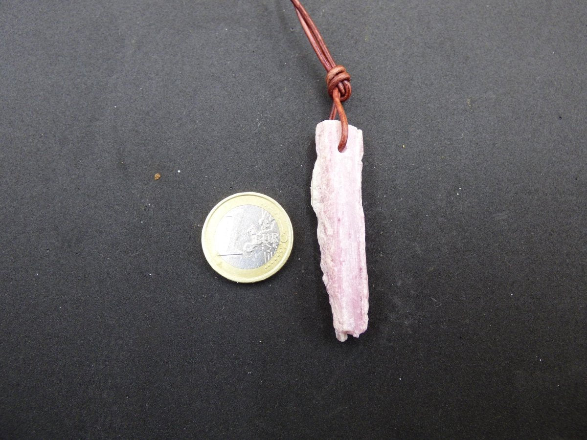 Rubellit Pinker / Rosa Turmalin roh ~ Edelstein Kette Heilstein Natur Heilstein Anhänger Mann Frau Mutter Tochter Bruder Schwester Geschenk - Art of Nature Berlin