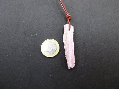Rubellit Pinker / Rosa Turmalin roh ~ Edelstein Kette Heilstein Natur Heilstein Anhänger Mann Frau Mutter Tochter Bruder Schwester Geschenk - Art of Nature Berlin