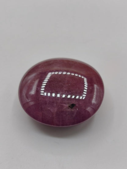 Rubin Cabochon Tansania 100ct | Edelstein purpurrot bis rosa| Unikat Cabochon dick, Handschmeichler Natürlicher rosa Kristall - Art of Nature Berlin