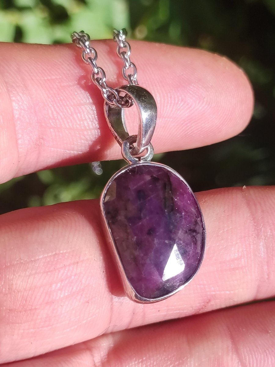 Rubin - Edelstein Kette 925 Sterling Silber - Edler Frau Mann Schmuck Filigran Hochzeitstag Geburtstag Geschenk Heilstein Rarität rot - Art of Nature Berlin