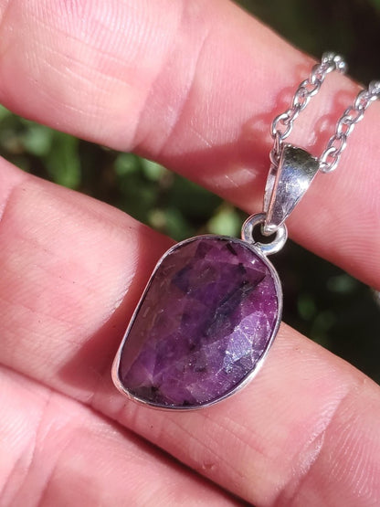 Rubin - Edelstein Kette 925 Sterling Silber - Edler Frau Mann Schmuck Filigran Hochzeitstag Geburtstag Geschenk Heilstein Rarität rot - Art of Nature Berlin