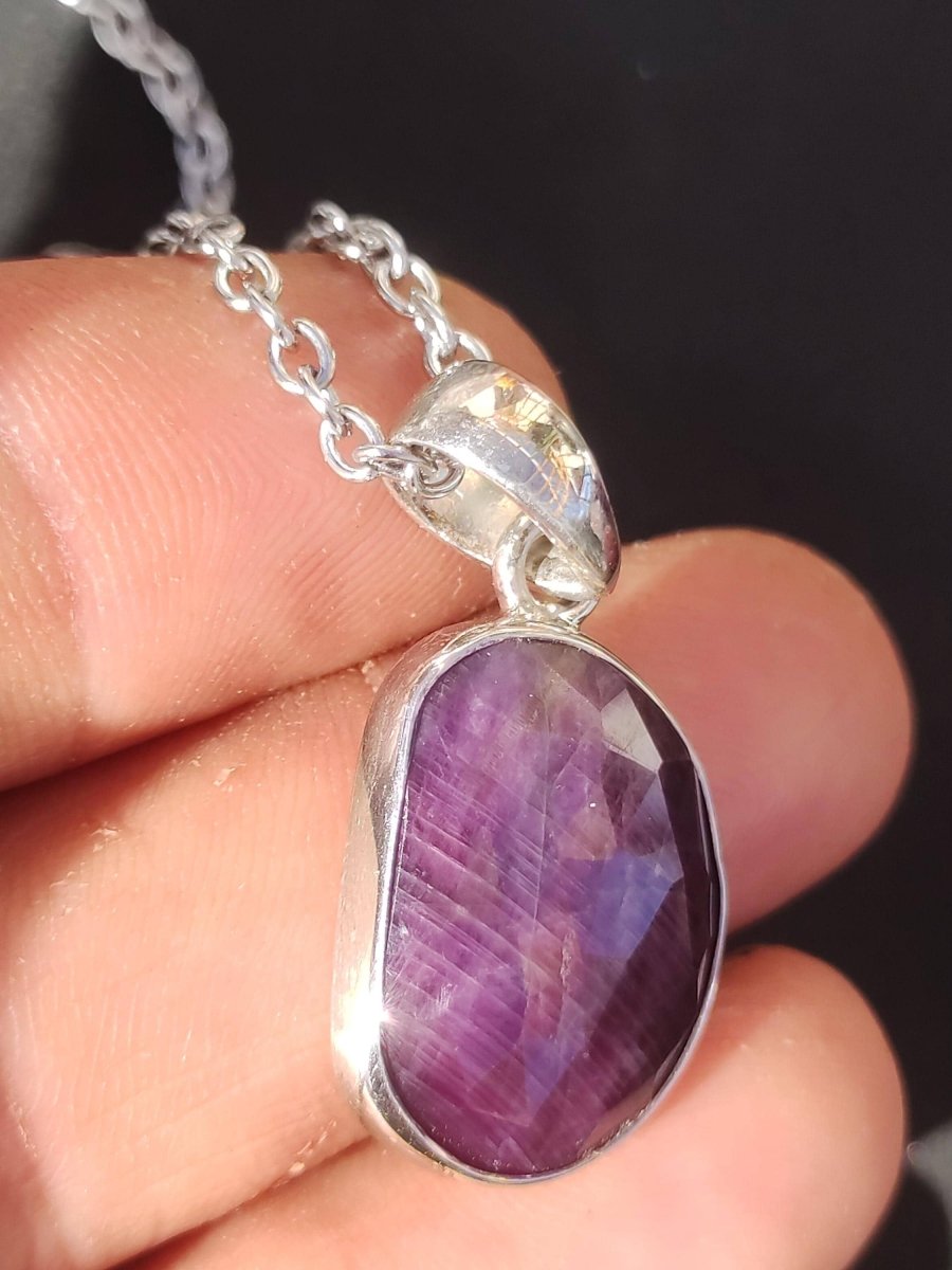 Rubin - Edelstein Kette 925 Sterling Silber - Edler Frau Mann Schmuck Filigran Hochzeitstag Geburtstag Geschenk Heilstein Rarität rot - Art of Nature Berlin