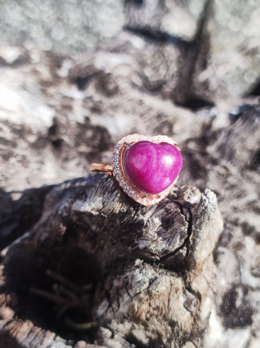 Rubin Herz Ring 925 Silber + 18k vergoldet verstellbar Edelstein rot Heilstein Edel Schmuck Hochwertig Verlobung Geschenk Frau Geburtstag - Art of Nature Berlin