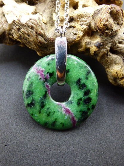 Rubin in Zoisit ~ Donut 925 Sterling Silber Edelstein Kette grün HIPPIE GOA Boho Tibet Ethno Natur Schutz Pi FiligranHeilstein Rarität - Art of Nature Berlin