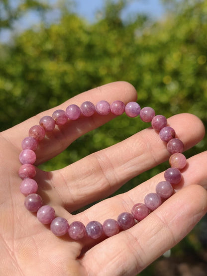 Rubin (Korund) - Edelstein Armband rosa rot pink Heilstein Geschenk Er Sie Mann Frau Freund Rarität Energie Kraft Hippie Boho Natur Selten - Art of Nature Berlin