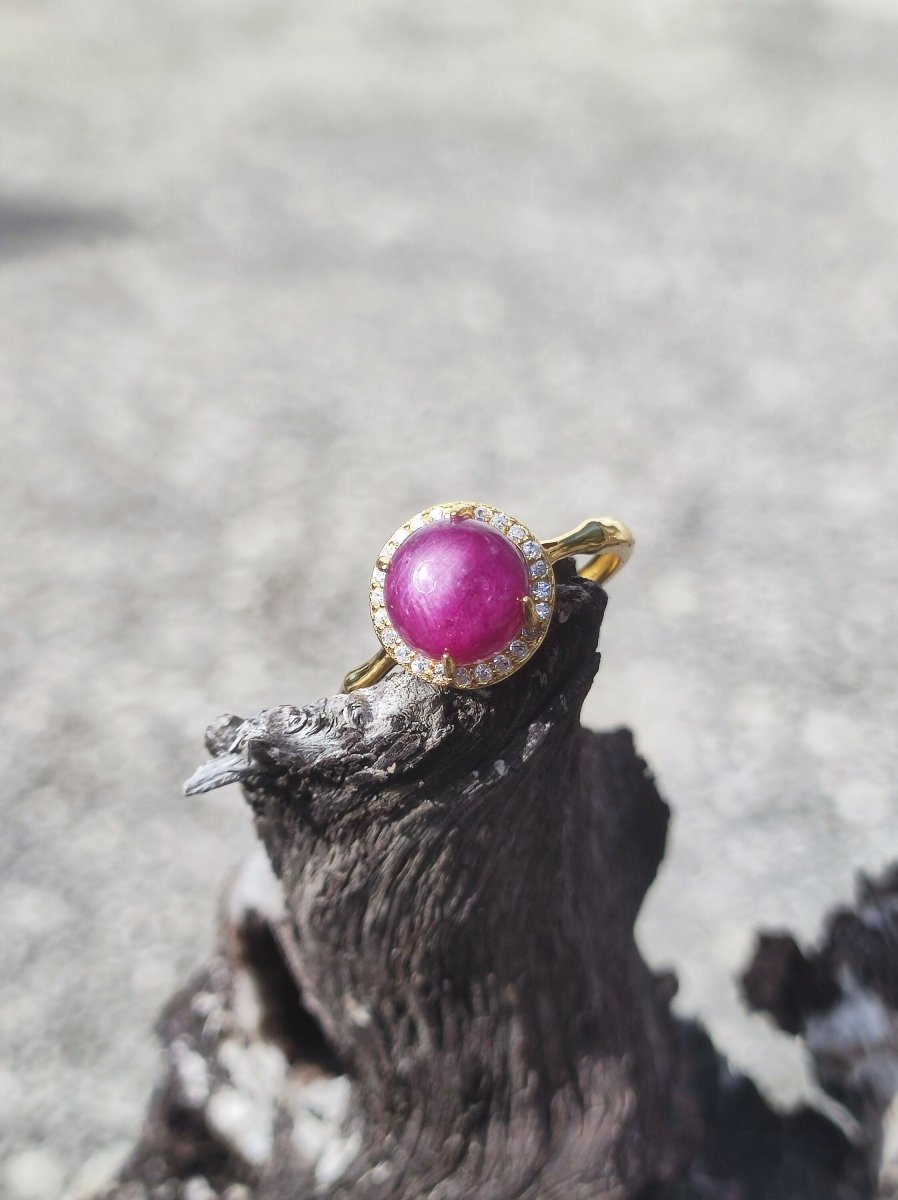 Rubin Ring 925 Silber + 18k vergoldet Größe verstellbar Edelstein rot Heilstein Edel Schmuck Hochwertig Verlobung Geschenk Frau Geburtstag - Art of Nature Berlin