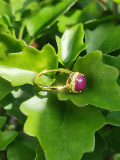 Rubin Ring 925 Silber + 18k vergoldet Größe verstellbar Edelstein rot Heilstein Edel Schmuck Hochwertig Verlobung Geschenk Frau Geburtstag - Art of Nature Berlin