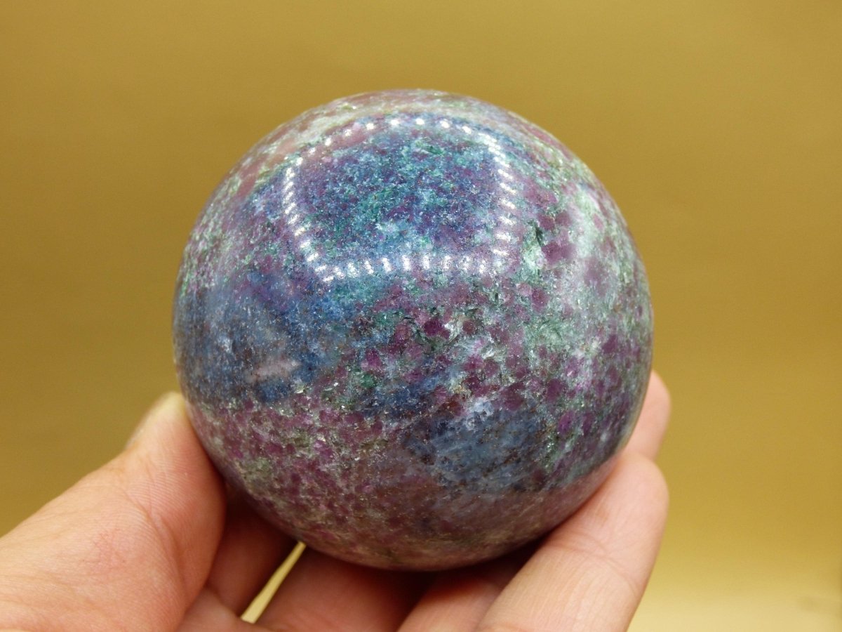 Rubin & Zoisit blau rot grün - Edelstein Kugel Deko Sphere Sammler Mineral Stufe Heilstein Wohn Qualität Selten Rarität Geschenk Mann Frau - Art of Nature Berlin