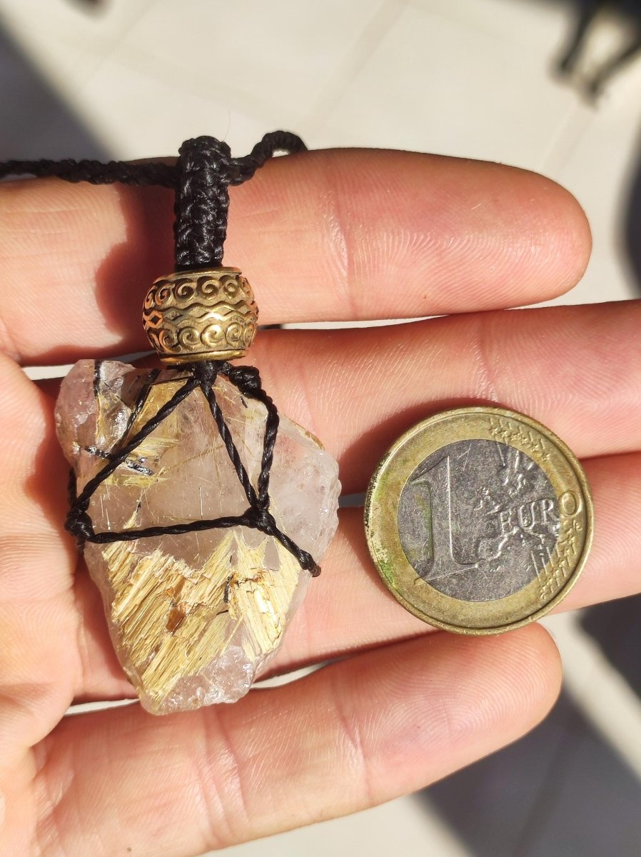 Rutilquarz mit Goldene Nadeln - Makramee Edelstein Kette Geschenk Er Sie Freundin Mann Frau Mutter HIPPIE GOA Ethno Natur Vintage Handarbeit - Art of Nature Berlin