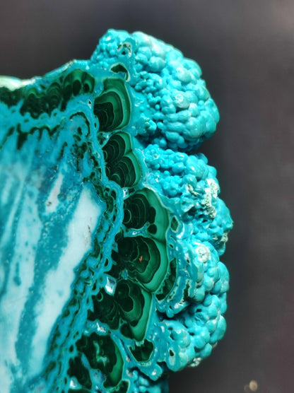 Sammlerstück XXL Chrysocoll Malachit botryoidal Scheibe Deko AAA Edelstein Natur Heilstein Unikat blau grün Mineral Museumqualität Traum - Art of Nature Berlin