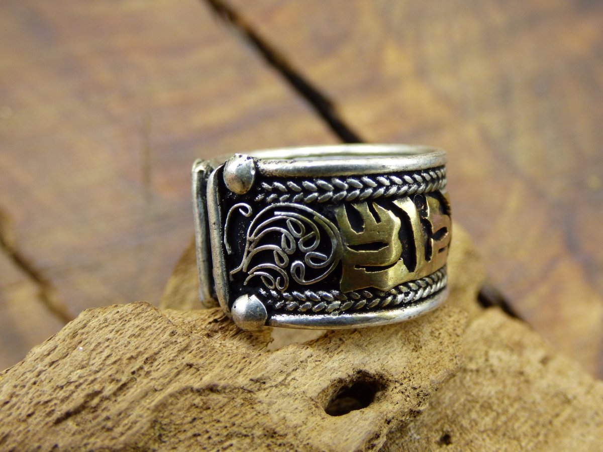 Sanskrit OM Messing & Kupfer Tibet Ring oder Dreadlockperle ~Antik Bronze~ Breads Dreads ~HIPPIE ~GOA ~Boho ~Ethno ~Nature ~Vintage ~Rasta - Art of Nature Berlin