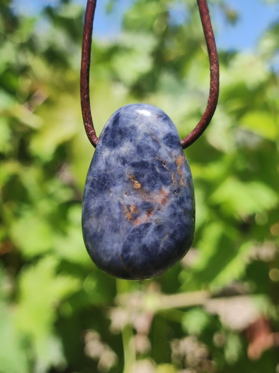 Saphir - Edelstein Kette Heilstein blau Natur Geschenk Mann Frau Er Sie Vater Sohn Mutter Glück Energie Chakra Schutz Rarität Selten Sammler - Art of Nature Berlin