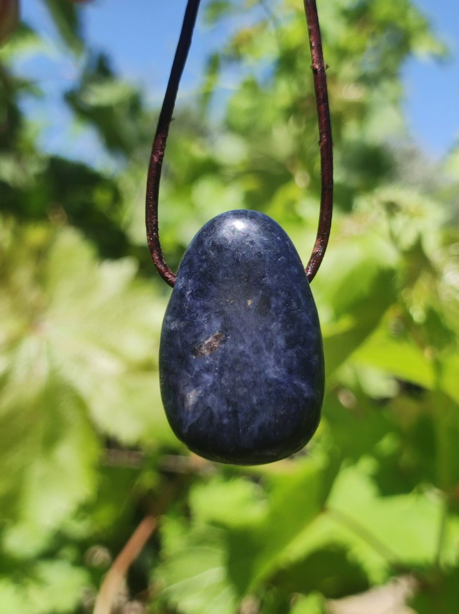 Saphir - Edelstein Kette Heilstein blau Natur Geschenk Mann Frau Er Sie Vater Sohn Mutter Glück Energie Chakra Schutz Rarität Selten Sammler - Art of Nature Berlin