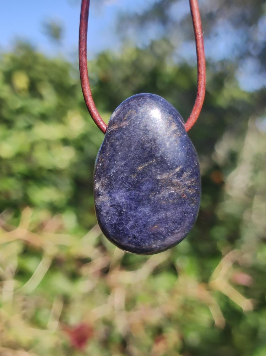 Saphir - Edelstein Kette Heilstein blau Natur Geschenk Mann Frau Er Sie Vater Sohn Mutter Glück Energie Chakra Schutz Rarität Selten Sammler - Art of Nature Berlin