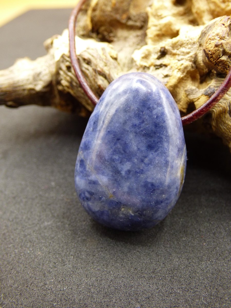 Saphir - Edelstein Kette Heilstein blau Natur Geschenk Mann Frau Er Sie Vater Sohn Mutter Glück Energie Chakra Schutz Rarität Selten Sammler - Art of Nature Berlin