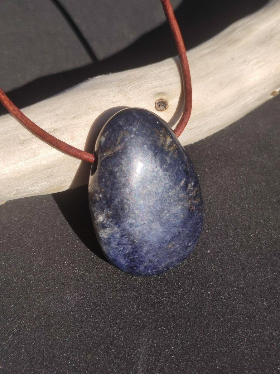 Saphir - Edelstein Kette Heilstein blau Natur Geschenk Mann Frau Er Sie Vater Sohn Mutter Glück Energie Chakra Schutz Rarität Selten Sammler - Art of Nature Berlin