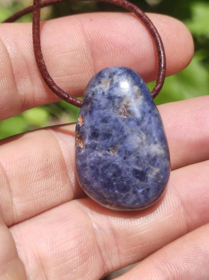 Saphir - Edelstein Kette Heilstein blau Natur Geschenk Mann Frau Er Sie Vater Sohn Mutter Glück Energie Chakra Schutz Rarität Selten Sammler - Art of Nature Berlin