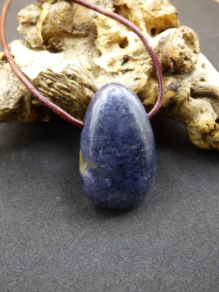 Saphir - Edelstein Kette Heilstein blau Natur Geschenk Mann Frau Er Sie Vater Sohn Mutter Glück Energie Chakra Schutz Rarität Selten Sammler - Art of Nature Berlin