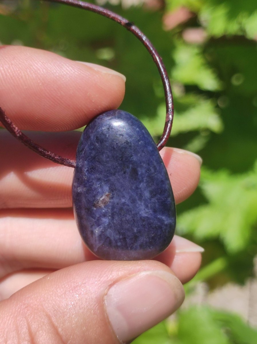 Saphir - Edelstein Kette Heilstein blau Natur Geschenk Mann Frau Er Sie Vater Sohn Mutter Glück Energie Chakra Schutz Rarität Selten Sammler - Art of Nature Berlin