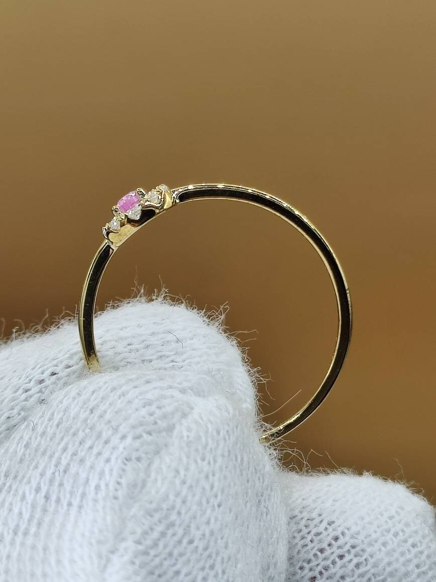 Saphir pink + Brillanten 0,3ct (Diamant) - 375 Gelbgold Ring Größe 17 (54) - Edelstein Heilstein Energie Kraft Frau Ring Schmuck Hochwertig - Art of Nature Berlin