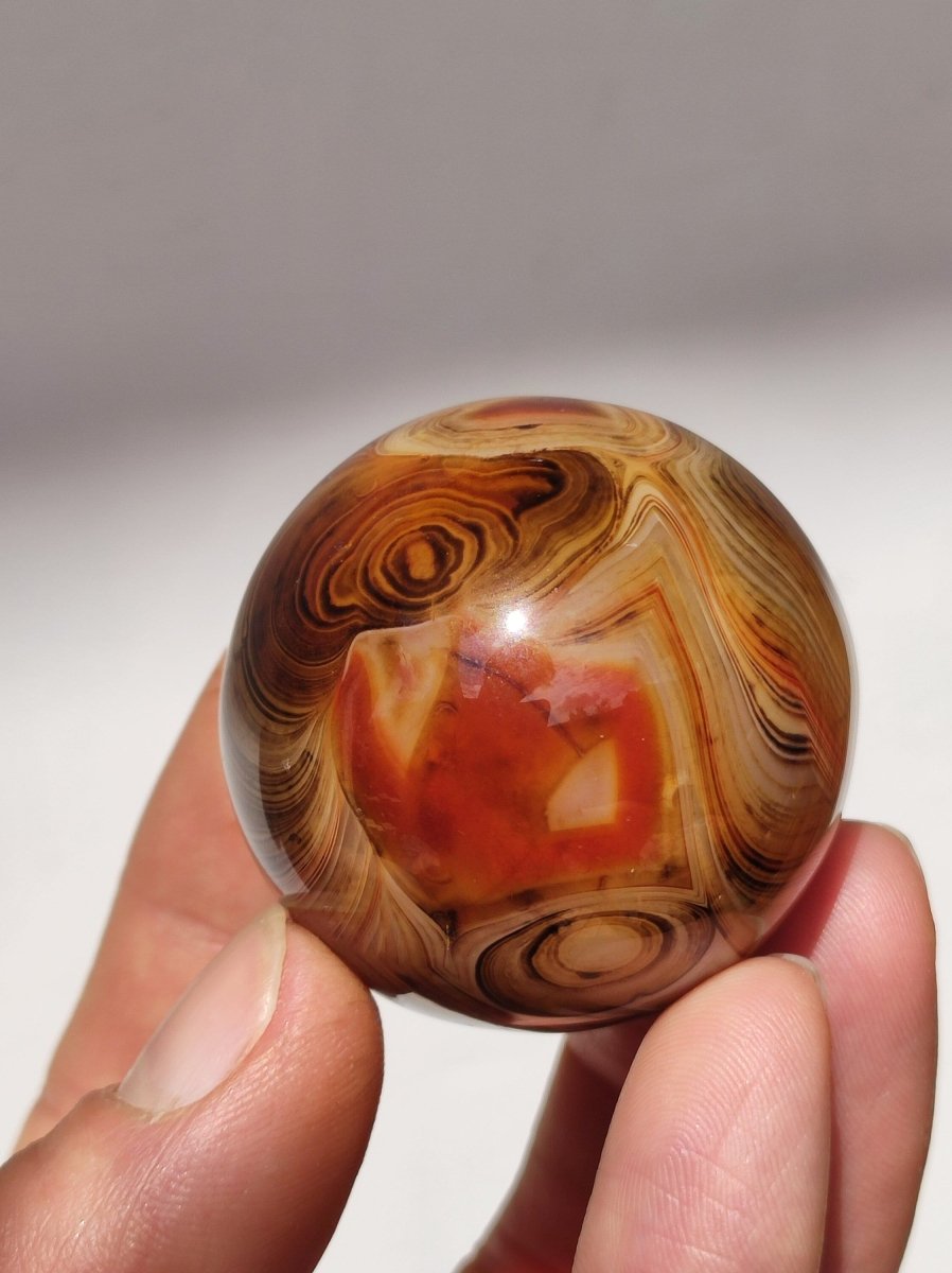 Sardonyx ~ Edelstein Kugel Haus Deko Kristall Heilstein HIPPIE GOA Boho Ethno Psychedelisch schöner Wohnen Geschenk Er Sie Vater Mutter bunt - Art of Nature Berlin