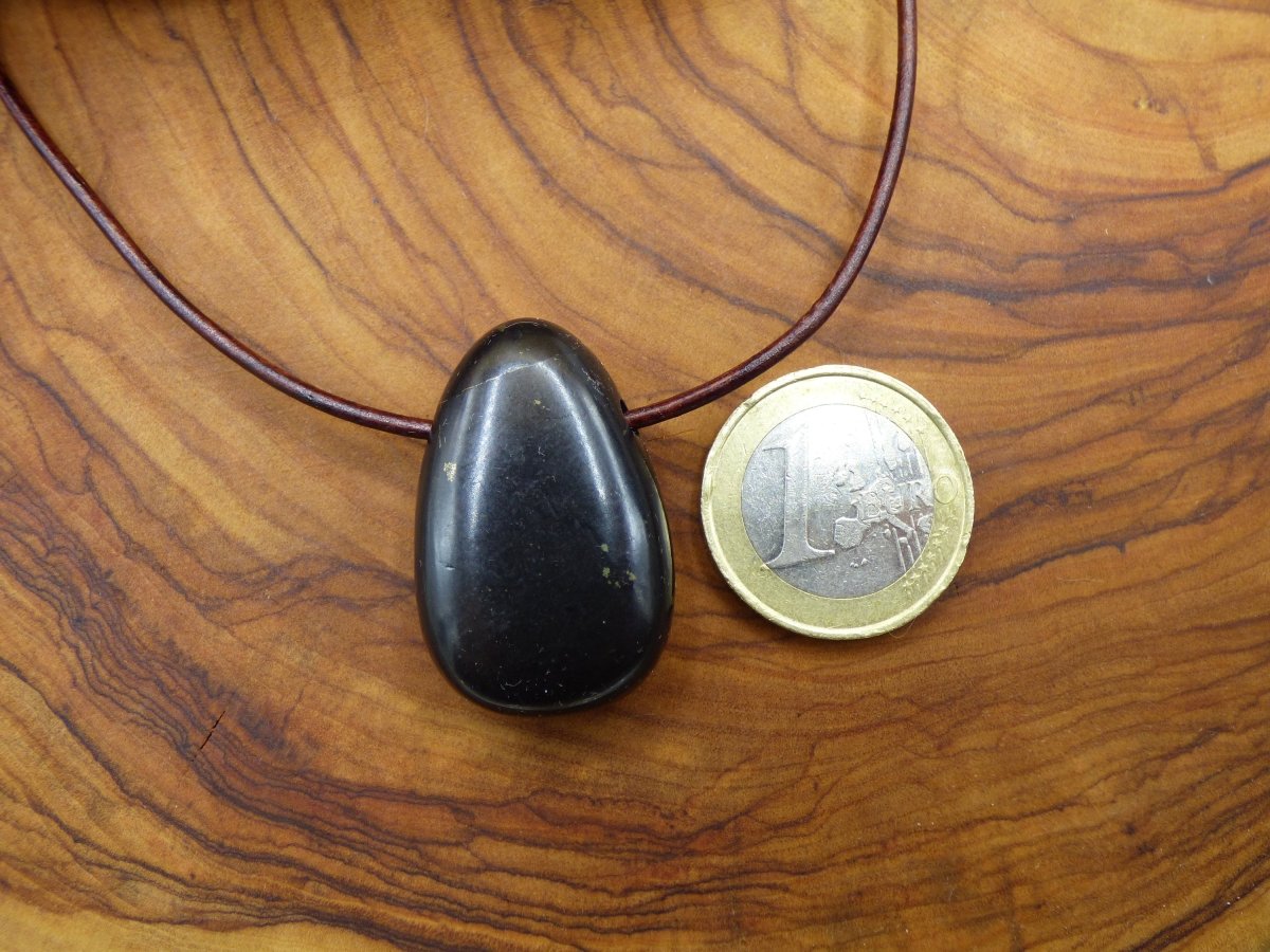 Schungit Shungite ~ Edelstein Kette ~HIPPIE ~GOA ~Boho ~Tibet ~Ethno ~Nature ~Donut ~Schutzsymbol ~Heilstein - Art of Nature Berlin