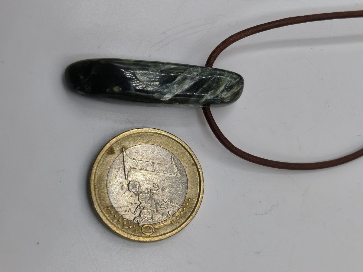 Seraphinit Serafinit A lang Spitze Edelstein Kette grün Natur Heilstein Mann Frau Glück Schutz HIPPIE Boho Kristalle Rarität Geschenk Er Sie - Art of Nature Berlin