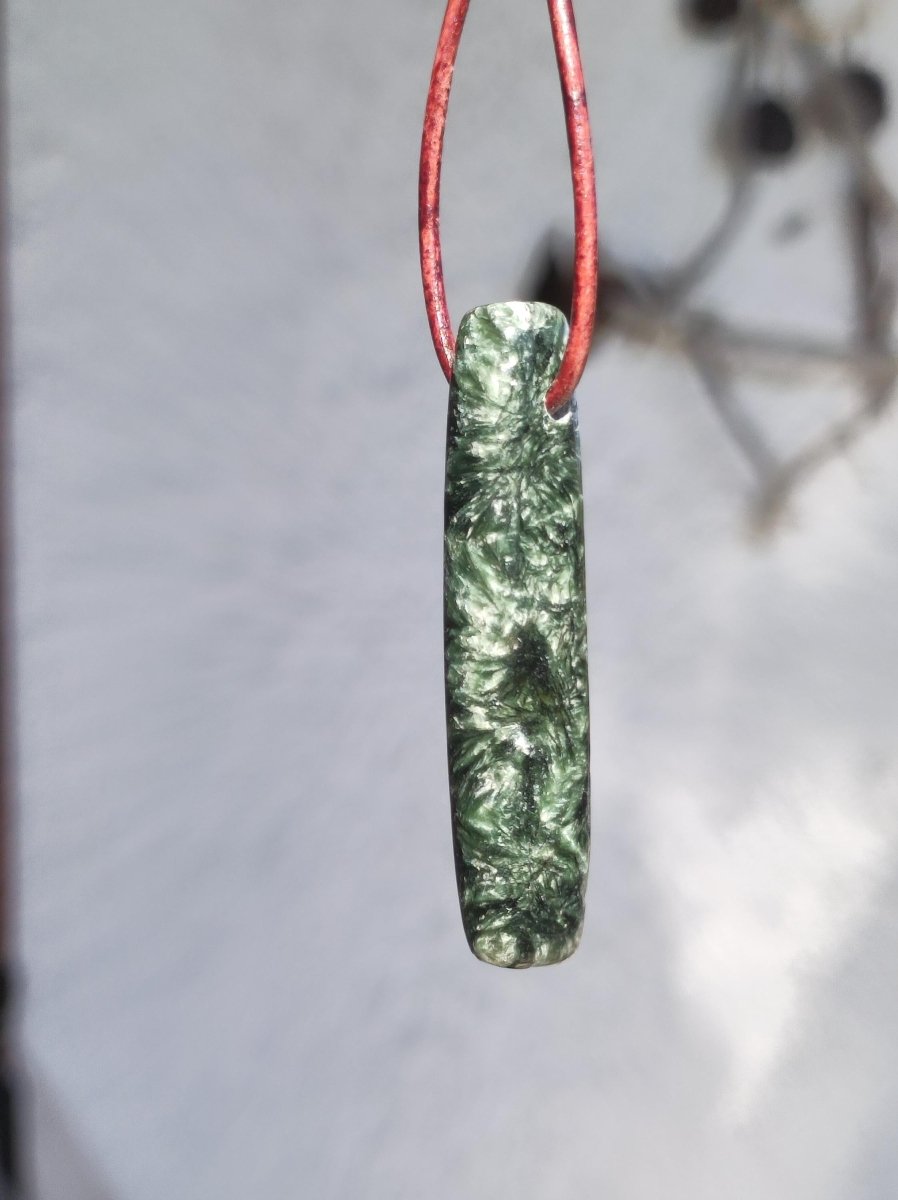 Seraphinit Serafinit AAA lang Spitze Edelstein Kette Natur Heilstein Mann Frau Glück Schutz HIPPIE Boho Tibet Ethno Rarität Geschenk Er Sie - Art of Nature Berlin