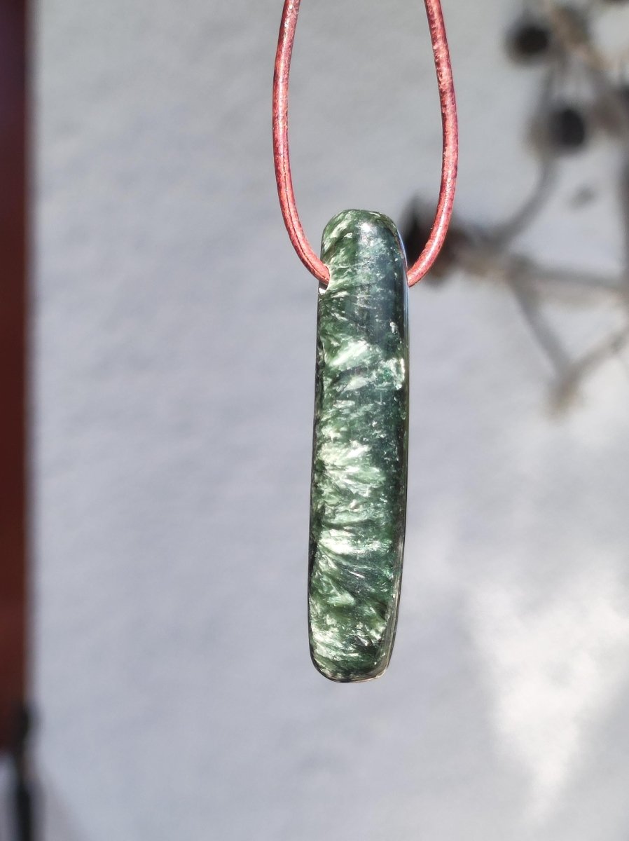 Seraphinit Serafinit AAA lang Spitze Edelstein Kette Natur Heilstein Mann Frau Glück Schutz HIPPIE Boho Tibet Ethno Rarität Geschenk Er Sie - Art of Nature Berlin