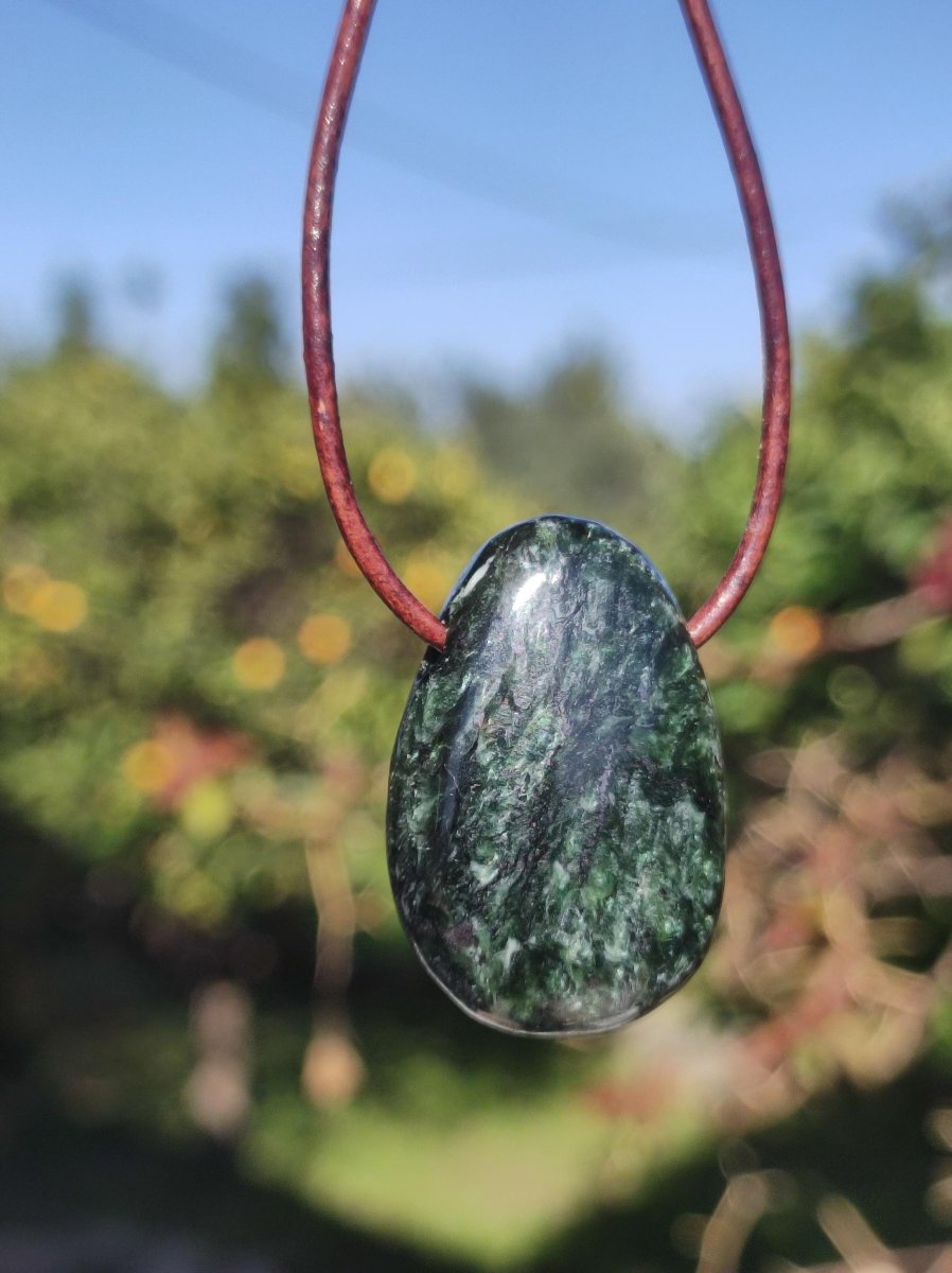 Seraphinit / Serafinit / Klinochlor ~ Edelstein Kette ~HIPPIE ~GOA ~Boho ~Ethno ~Nature ~Heilstein ~Rarität - Art of Nature Berlin