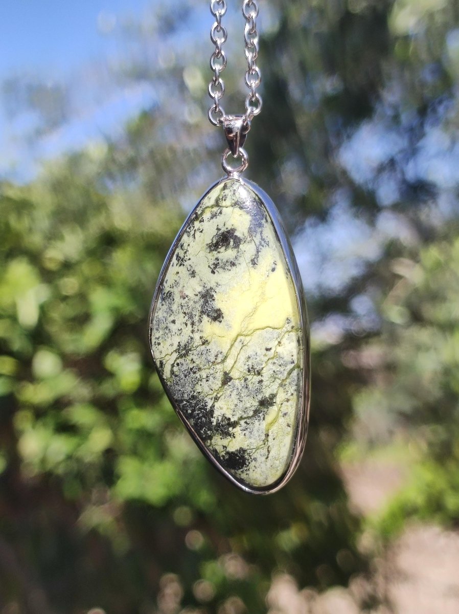 Serpentin - 925 Silber Edelstein Kette grün Natur Heilstein Rarität Mann Frau Geschenk Er Sie Freundin Mann Frau Energie Kraft Ruhe Glück - Art of Nature Berlin