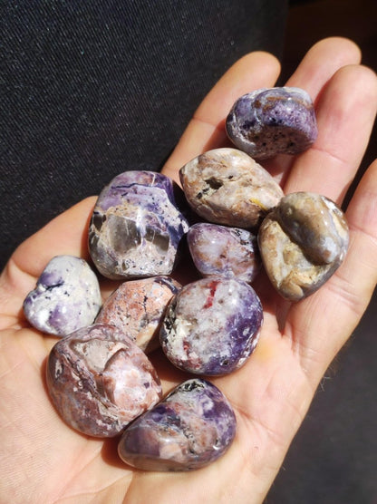 Set 10x Tiffany Opal / Fluorit Opal Dekosteine Wassersteine lila selten Rarität Edelsteine Heilstein Geschenk Energie Chakra Qualität Natur - Art of Nature Berlin