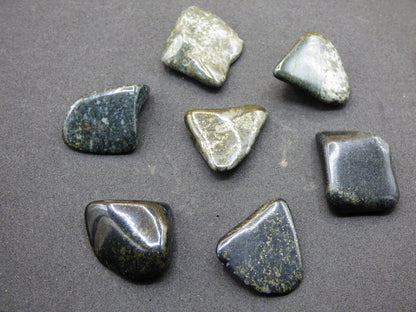 SET Midnight Lemurian Jade Dekosteine Schwarze Jade Edelstein Crystal Heilstein Sammler Mineral Rund Rarität Sammler - Art of Nature Berlin