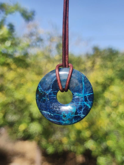 Shattuckit - Chrysocoll Donut 30mm Edelstein Kette Heilstein Schutzsymbol Mann Frau Glück HIPPIE GOA Boho Tibet Ethno Natur Rarität Geschenk - Art of Nature Berlin