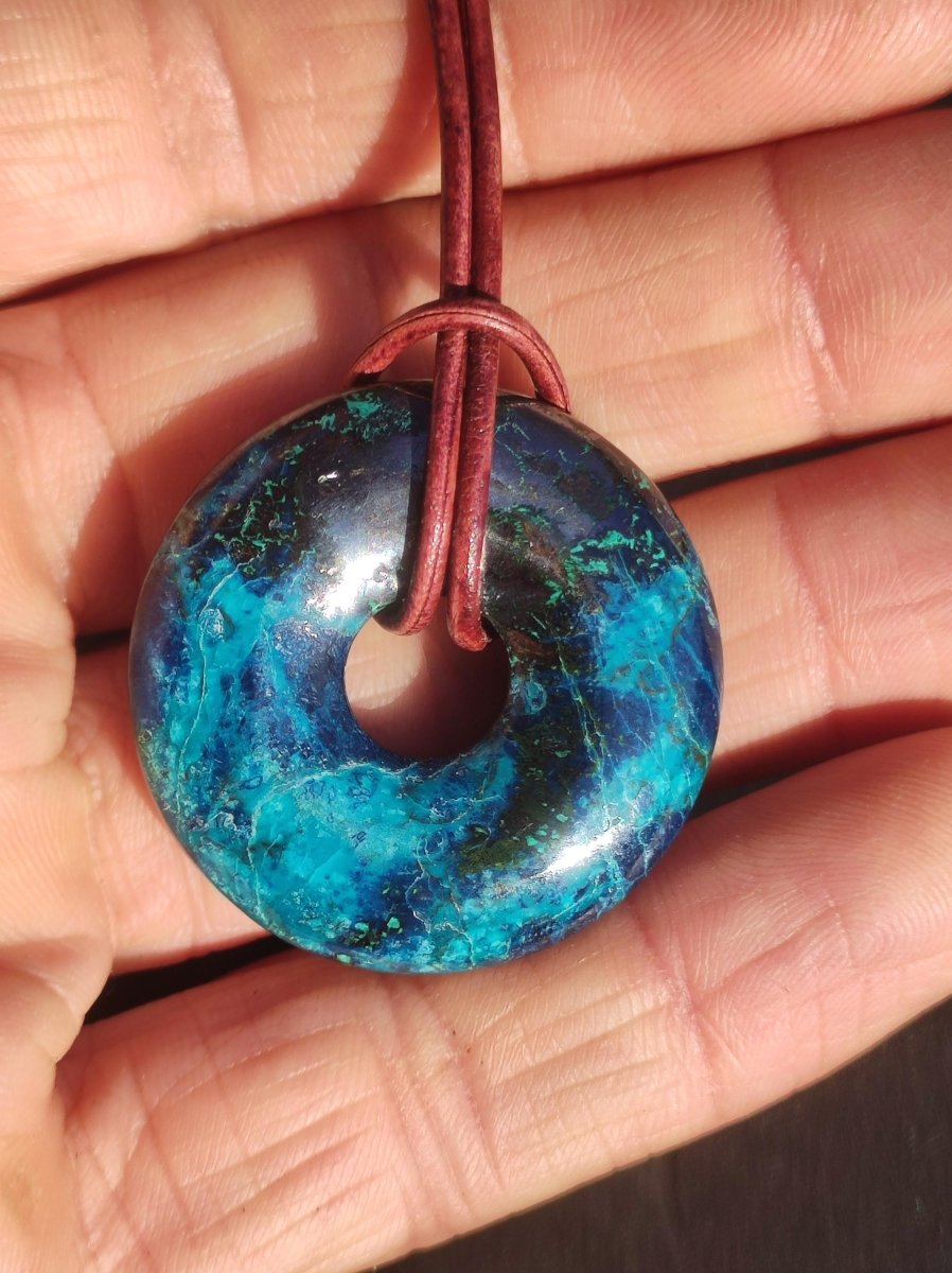 Shattuckit - Chrysocoll Donut 30mm Edelstein Kette Heilstein Schutzsymbol Mann Frau Glück HIPPIE GOA Boho Tibet Ethno Natur Rarität Geschenk - Art of Nature Berlin