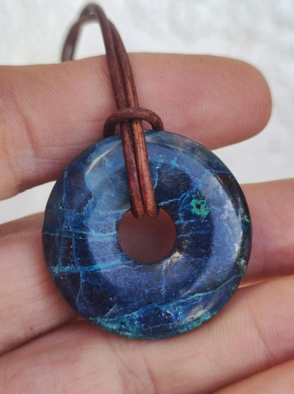 Shattuckit - Chrysocoll Donut 30mm Edelstein Kette Heilstein Schutzsymbol Mann Frau Glück HIPPIE GOA Boho Tibet Ethno Natur Rarität Geschenk - Art of Nature Berlin