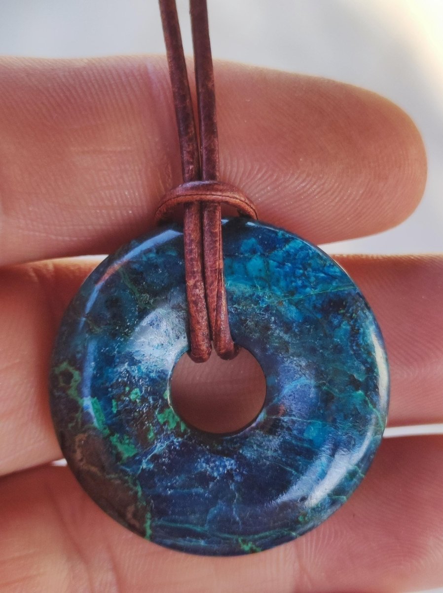 Shattuckit - Chrysocoll Donut 30mm Edelstein Kette Heilstein Schutzsymbol Mann Frau Glück HIPPIE GOA Boho Tibet Ethno Natur Rarität Geschenk - Art of Nature Berlin