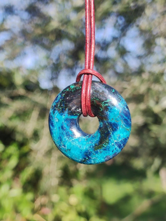 Shattuckit - Chrysocoll Donut 30mm Edelstein Kette Heilstein Schutzsymbol Mann Frau Glück HIPPIE GOA Boho Tibet Ethno Natur Rarität Geschenk - Art of Nature Berlin