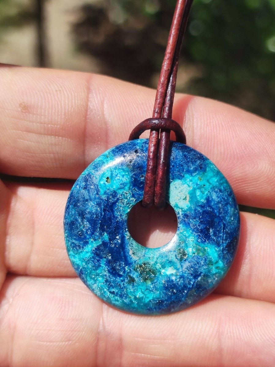 Shattuckit - Chrysocoll Donut 30mm Edelstein Kette Heilstein Schutzsymbol Mann Frau Glück HIPPIE GOA Boho Tibet Ethno Natur Rarität Geschenk - Art of Nature Berlin
