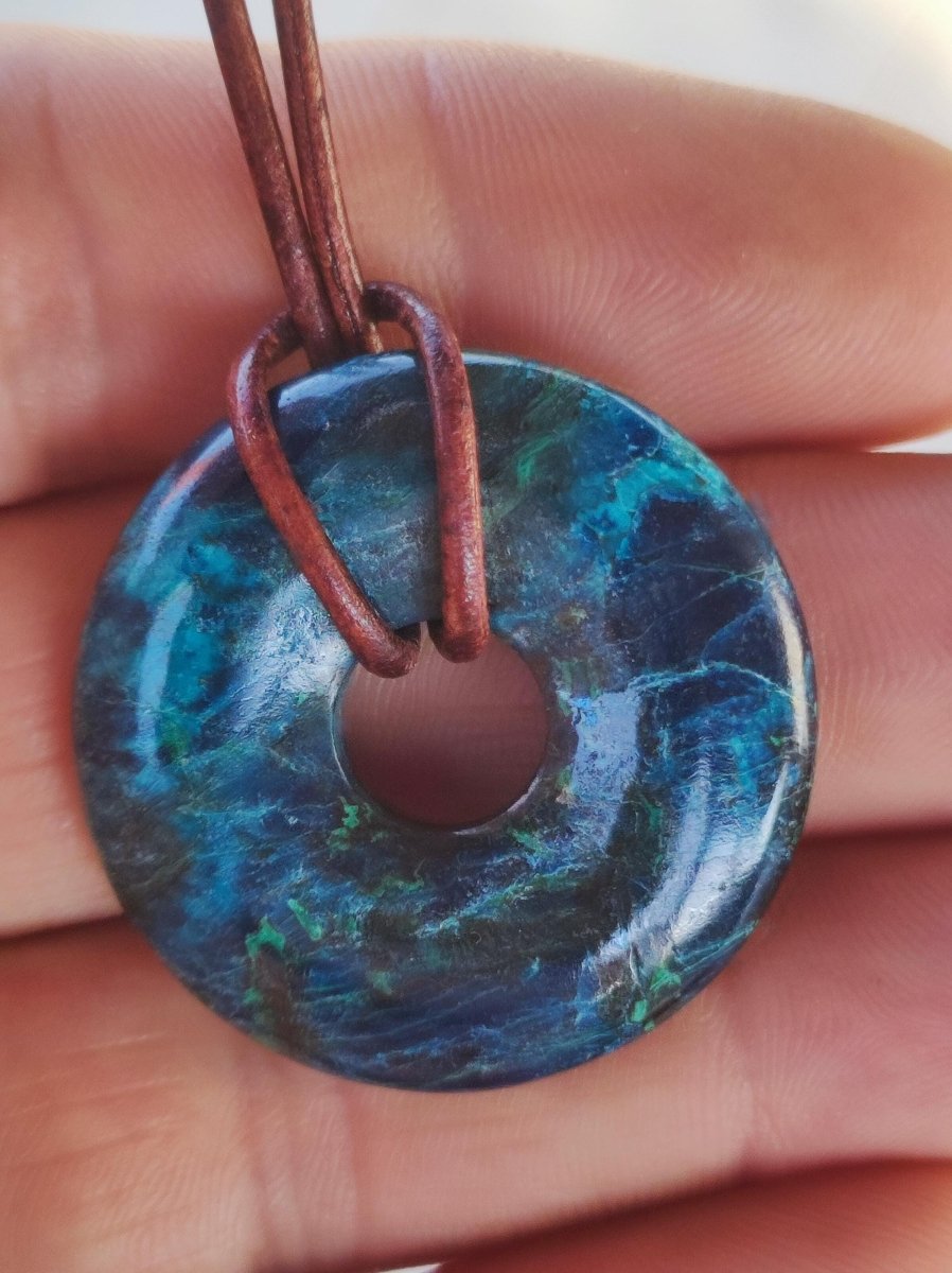 Shattuckit - Chrysocoll Donut 30mm Edelstein Kette Heilstein Schutzsymbol Mann Frau Glück HIPPIE GOA Boho Tibet Ethno Natur Rarität Geschenk - Art of Nature Berlin